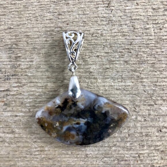 Calico Banded Agate Necklace Pendant - Picture 1 of 5